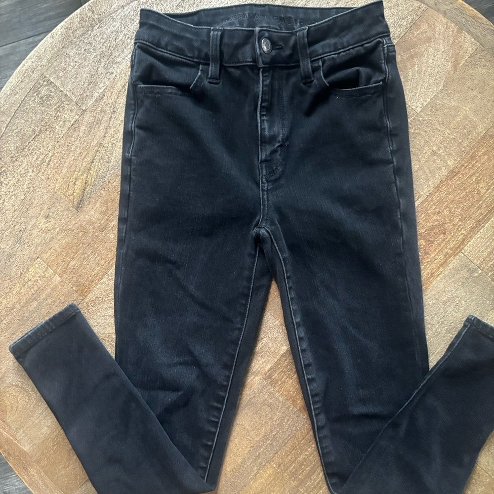 American Eagle‎ Super High Rise Black Jegging Size 0 Short